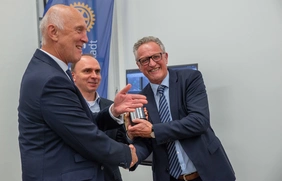 THI President Professor Walter Schober (l.) with Professor Michael Botsch (centre) and Professor Werner Huber (Photo: Christine Olma).